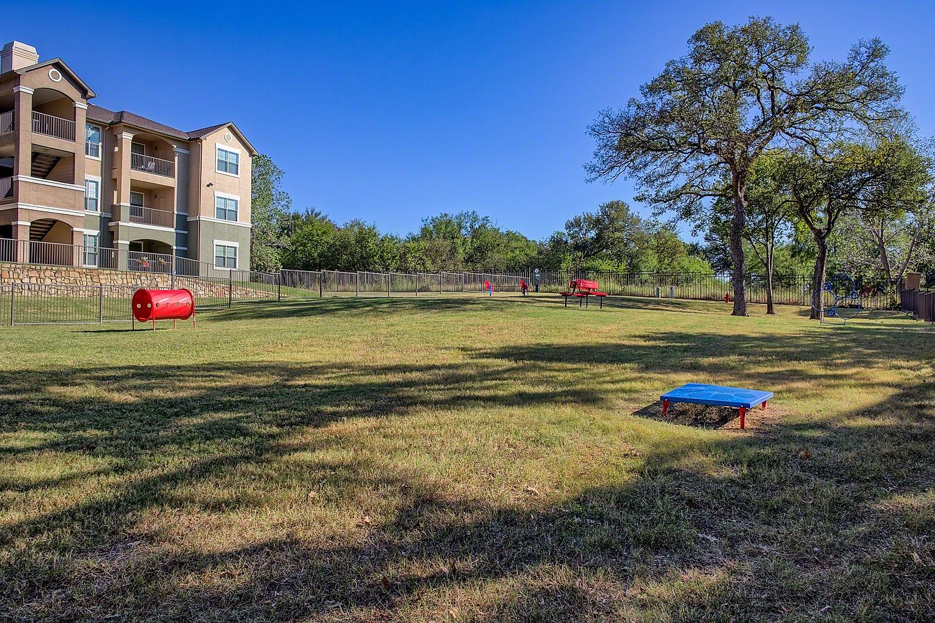 Stoneleigh At Bear Creek Apartments Euless