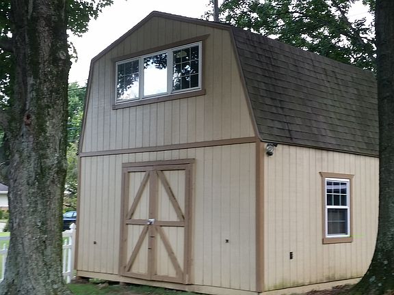 2-story yard barn, electric