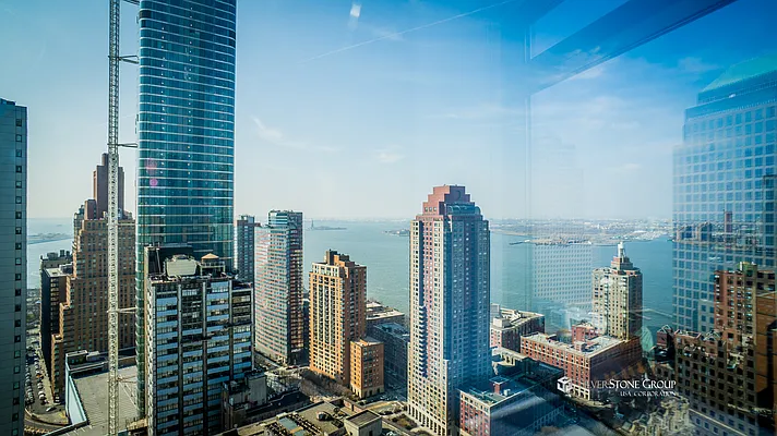 Rented by Silverstone Group USA Corp. | media 23