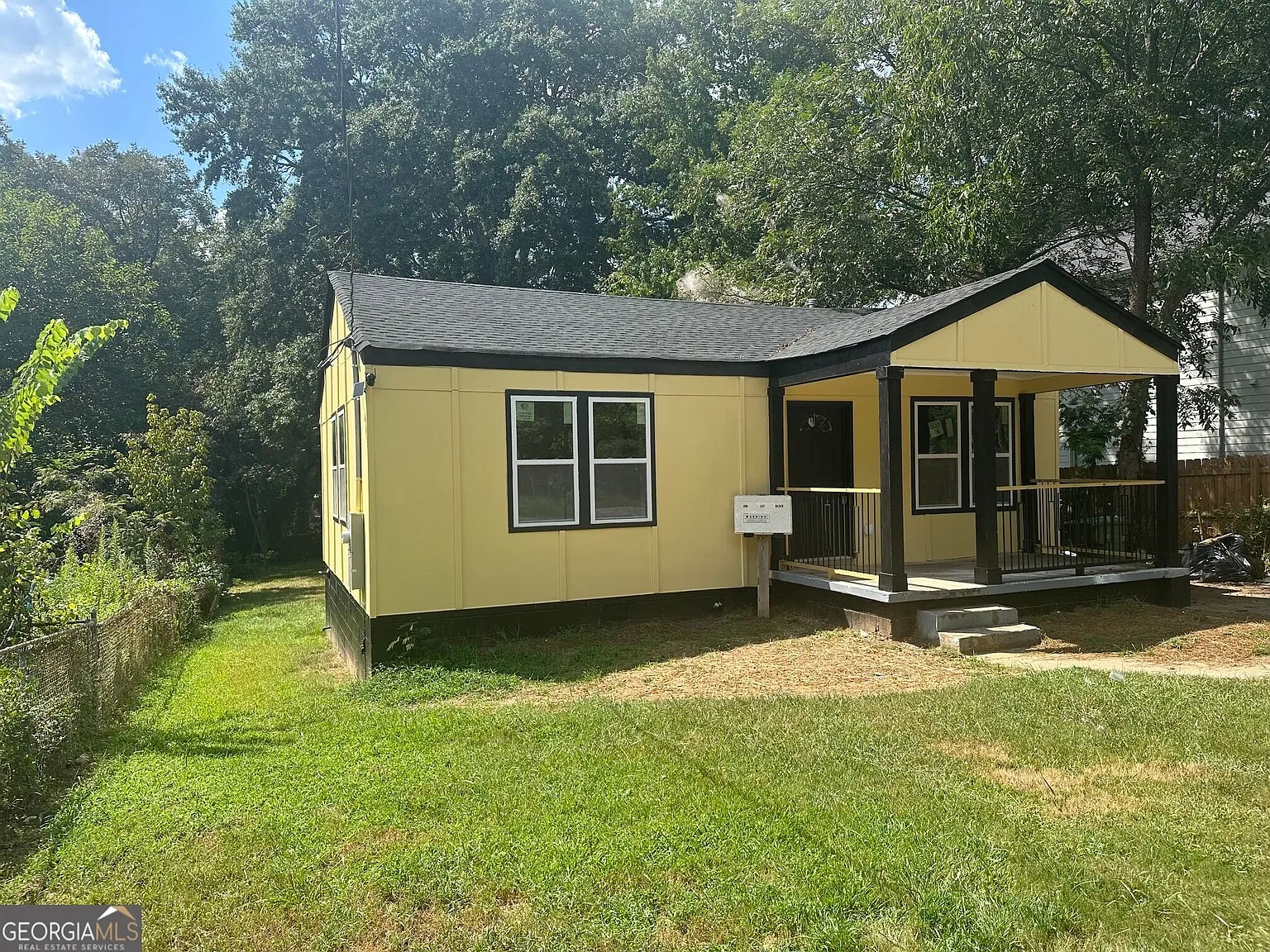 4 bed, 1210 sqft, $2,700 — Photo 3