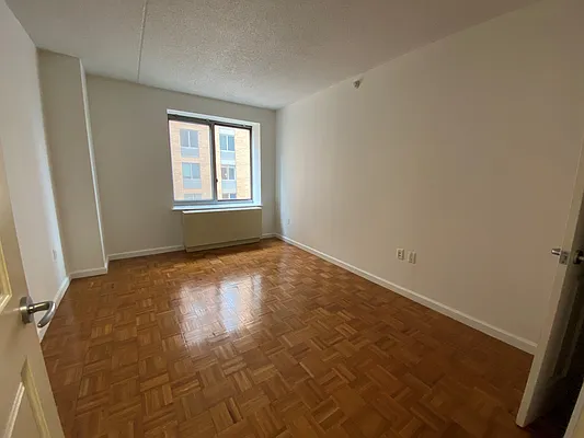 Rented by Brown Harris Stevens | media 23