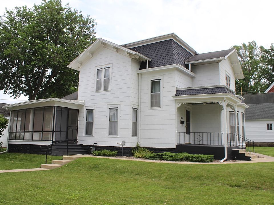 211 S Niagara St, Maquoketa, IA 52060 Zillow