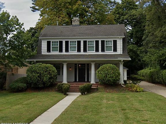 2nd image of 682 Woodgate Ave