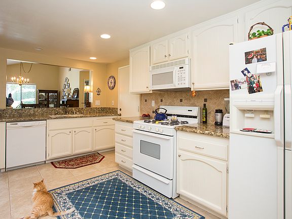 Spacious Kitchen with room for seating