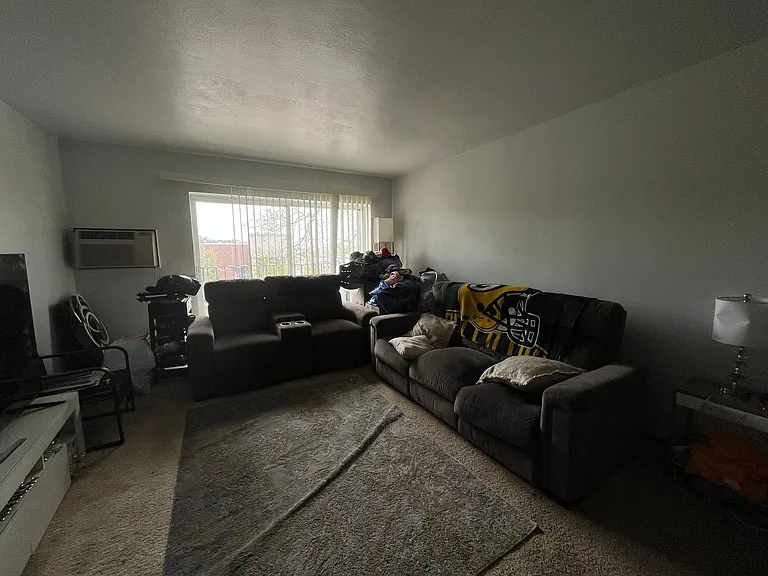10628 W Dakota St — Photo 23
