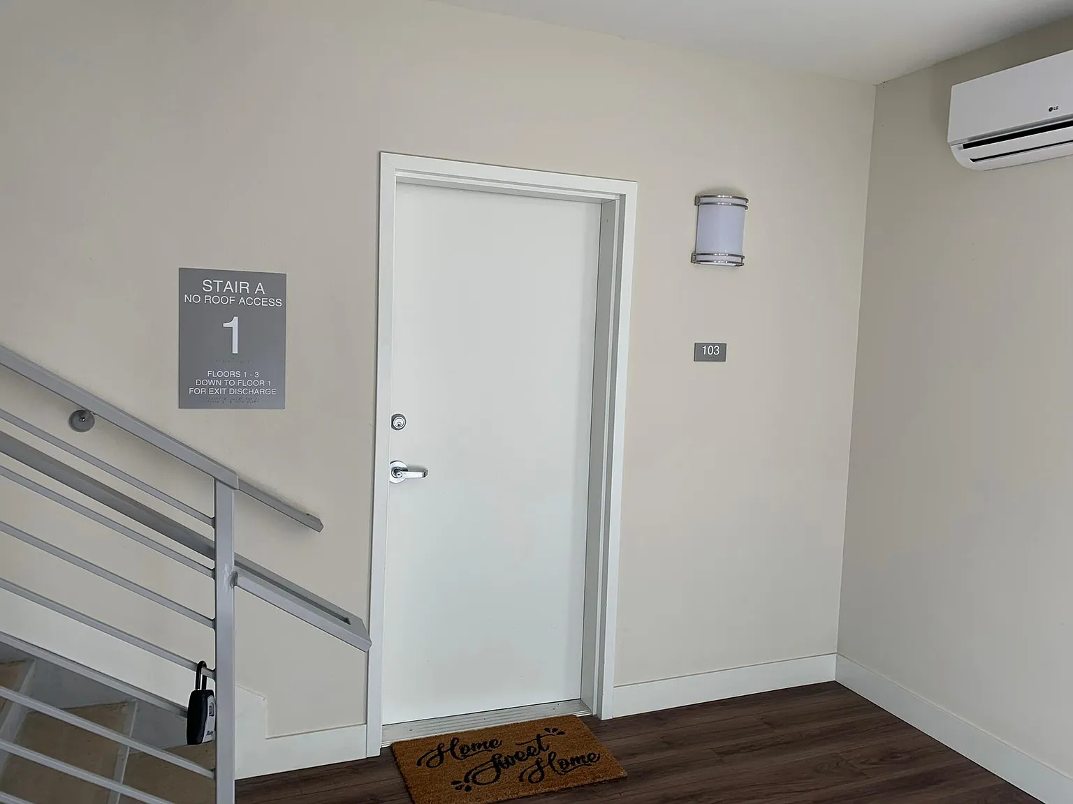 230 S Cherrywood Dr — Photo 3