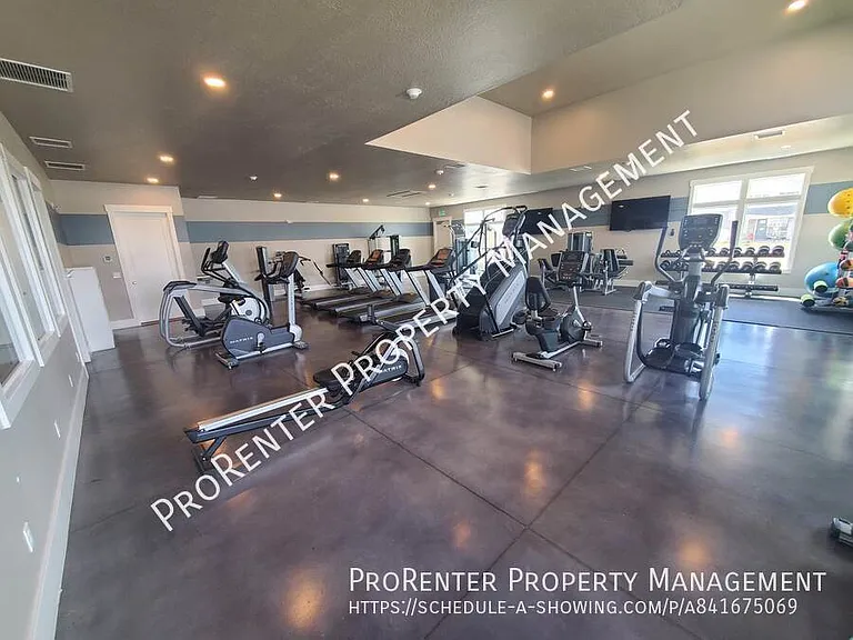1152 W Beacon Way — Photo 27