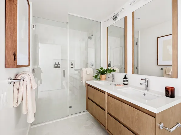 601 Baltic Street image 4 of 12