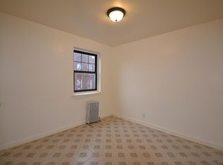 7920 147th St APT D8, Flushing, NY 11367