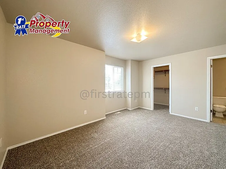 764 W Alden Dr — Photo 9