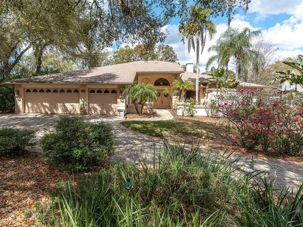 8823 Crescent Forest Blvd, New Port Richey, FL 34654