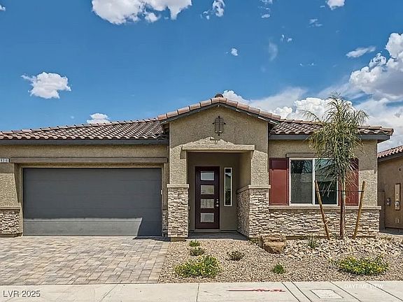 3rd image of 9316 Sierra De Luna Ct