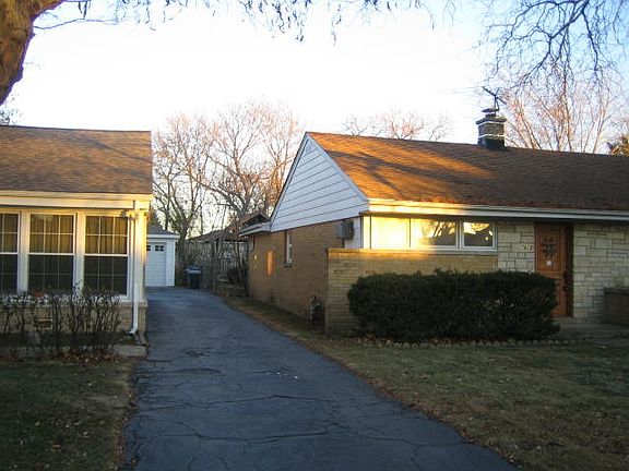 4th image of 7913 N Nora Ave