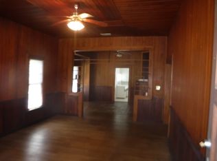 209 SE 4th St, Chiefland, FL 32626