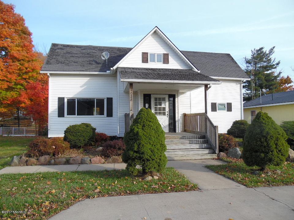 1st image of 9028 School St