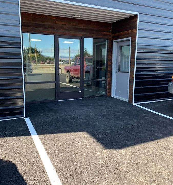 2nd image of 1500 W Dolarway Rd