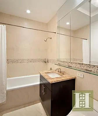 Rented by Halstead Real Estate | media 4