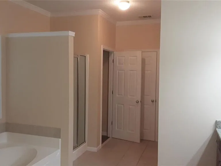 2532 Lois Ct — Photo 35