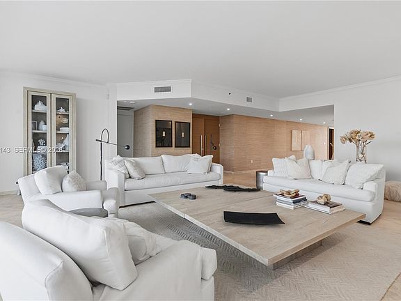 5th image of 1000 S Pointe Dr APT 2202