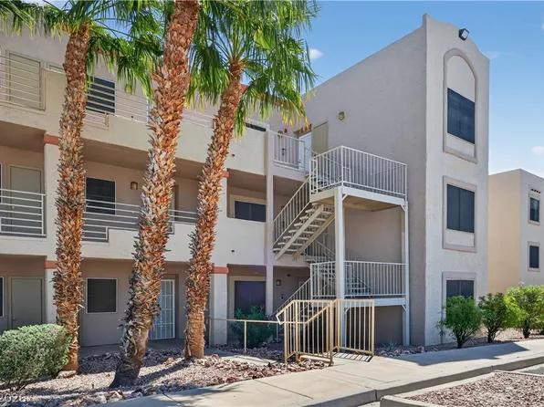 2008 Mesquite Ln APT 304, Laughlin, NV 89029