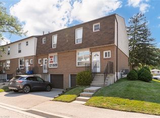 1301 Upper Gage Ave #34, Hamilton, ON L8W 1E5