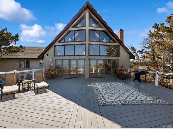 171 Harbor Beach Rd
