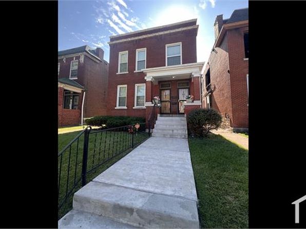 4434 Clarence Ave #2