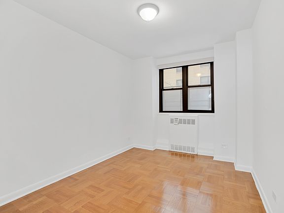 5th image of 315 E 72nd St APT 1E