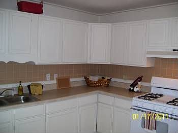 4th image of 2428 Wyoming Ave
