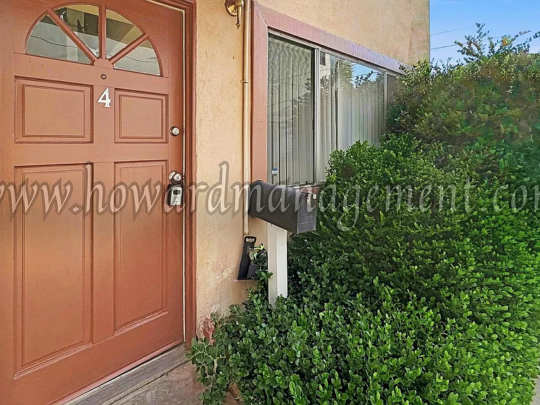5238 Tilden — Photo 14