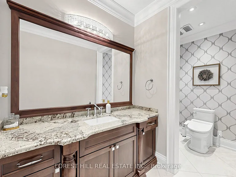 328 Byng Ave — Photo 21