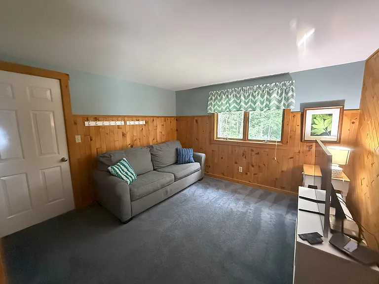 34 Indian Spring Rd — Photo 6