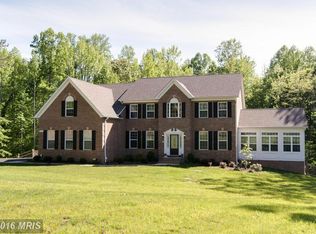 3046 Blacksmith Ln, Huntingtown, MD 20639