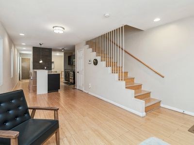 2105 E Madison St, Baltimore, MD, 21205