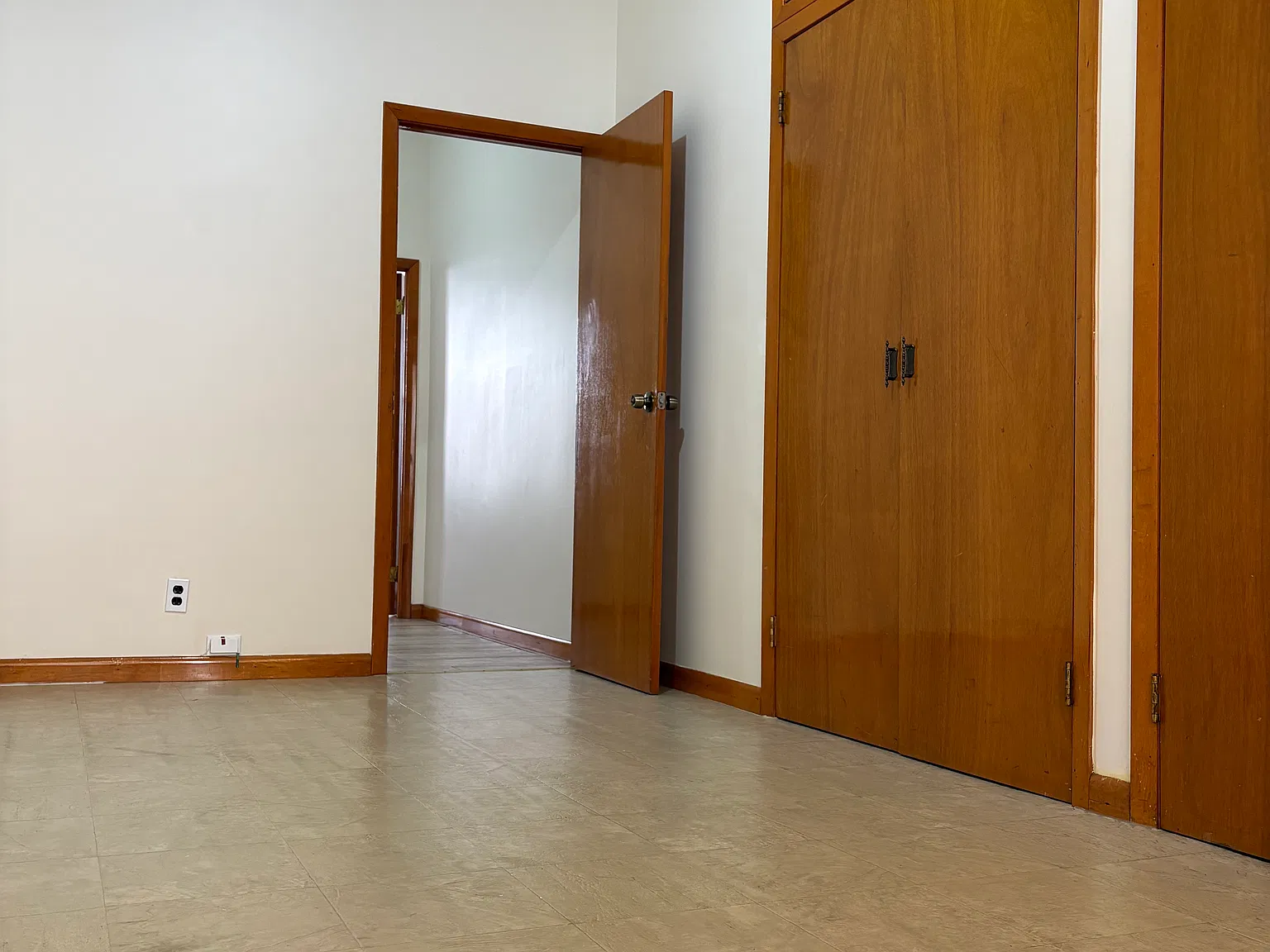 2 bed, $2,600 — Photo 4