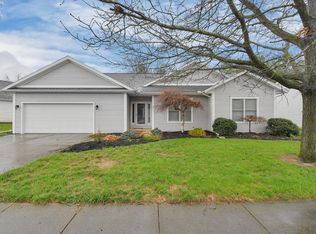 102 Roth Ct, Bellevue, OH