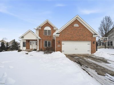 11080 Dunsby Ave NW, Uniontown, OH, 44685