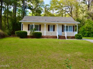 122 April Ln, Rockingham, NC 28379