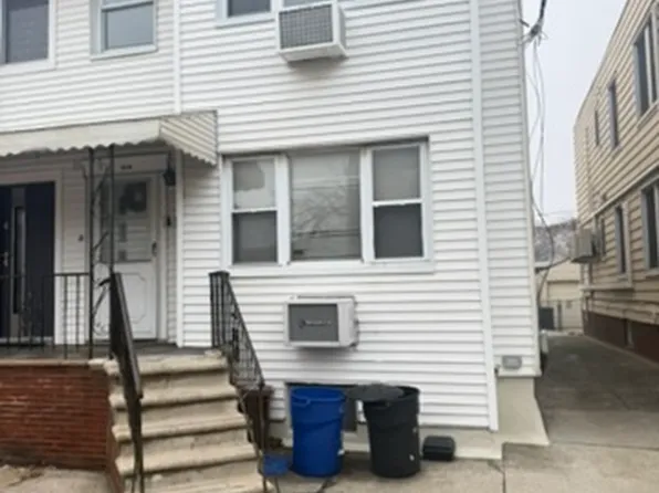 61-67 56th St #1, Maspeth, NY 11378