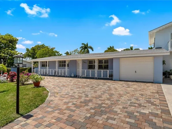 1140 Rainbow Dr, Naples, FL 34104