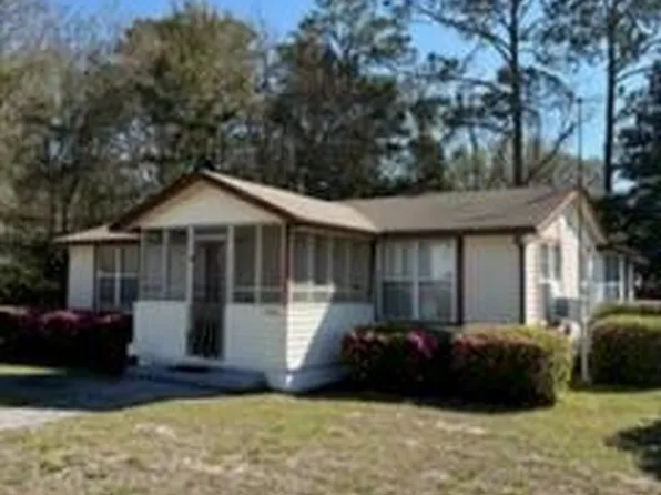 900 Point Peter Rd, Saint Marys, GA 31558