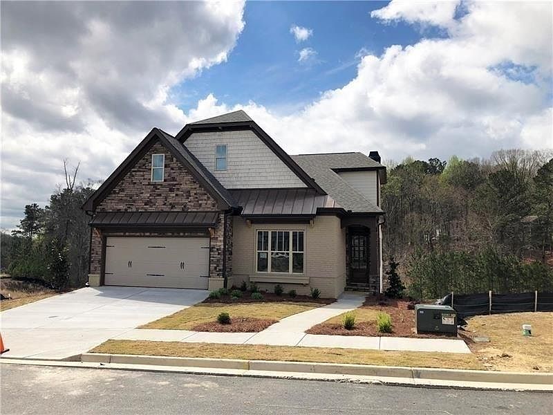 1st image of 404 Serenity Ln