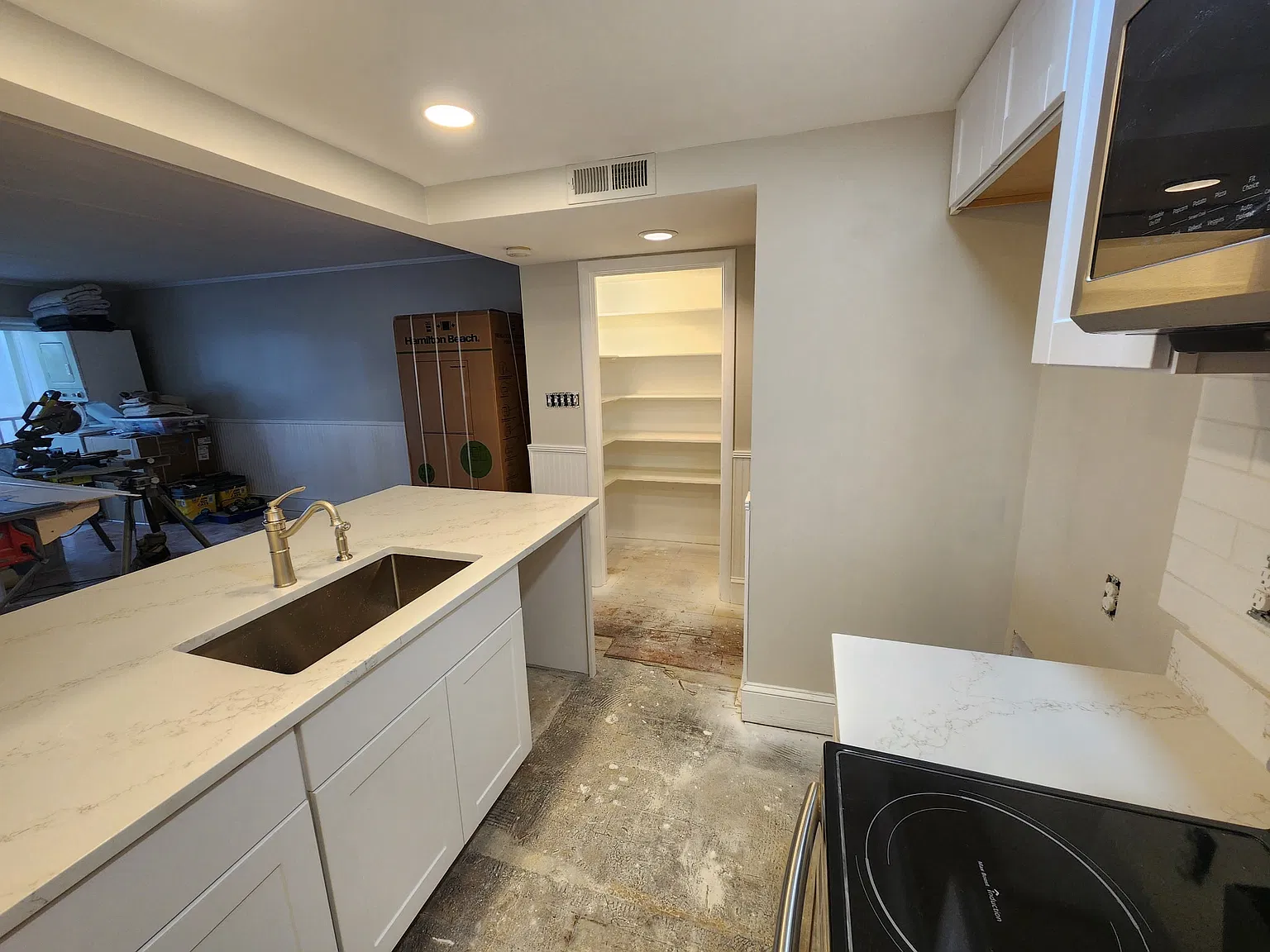 1 bed, 800 sqft, $2,500 — Photo 3