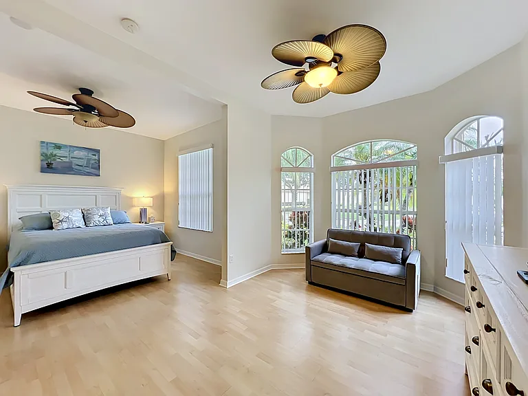 Spacious Guest Room