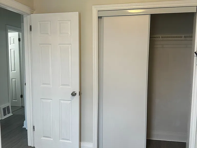 202 Cedarvale Ave — Photo 11