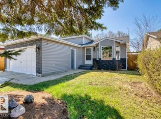 4209 25th Ave NW, Edmonton, AB T6L 6B4