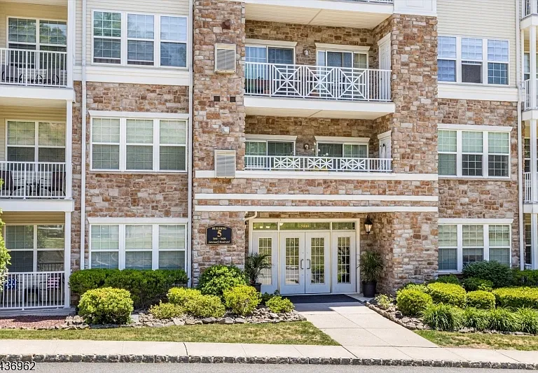 5405 Sanctuary Blvd #5405 — Photo 23