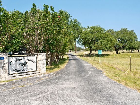 2nd image of 1282 Kendalia Rd