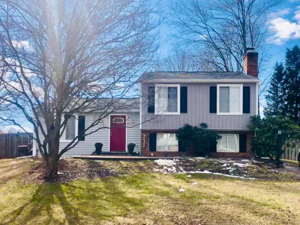 10102 Trinity Ln, Manassas, VA 20110