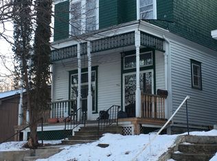 862 5th St E, Saint Paul, MN 55106